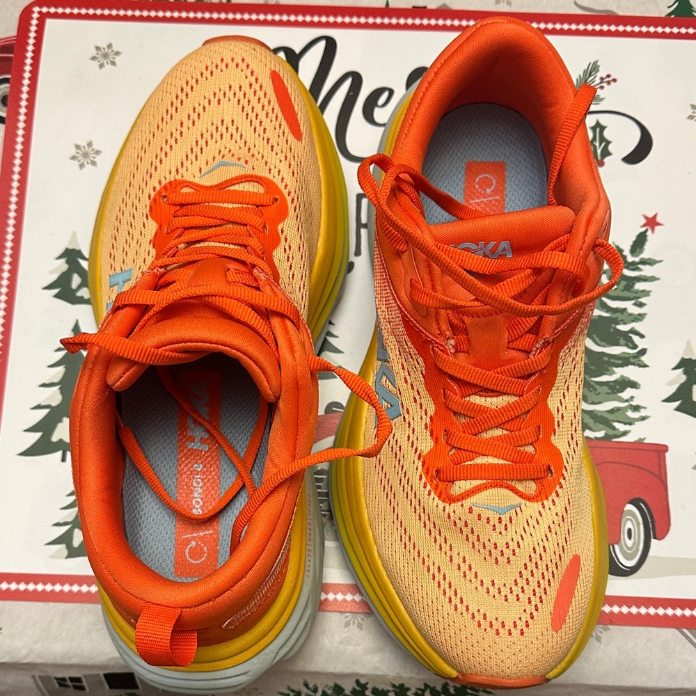 Hoka Bondi 8 Running Shoes